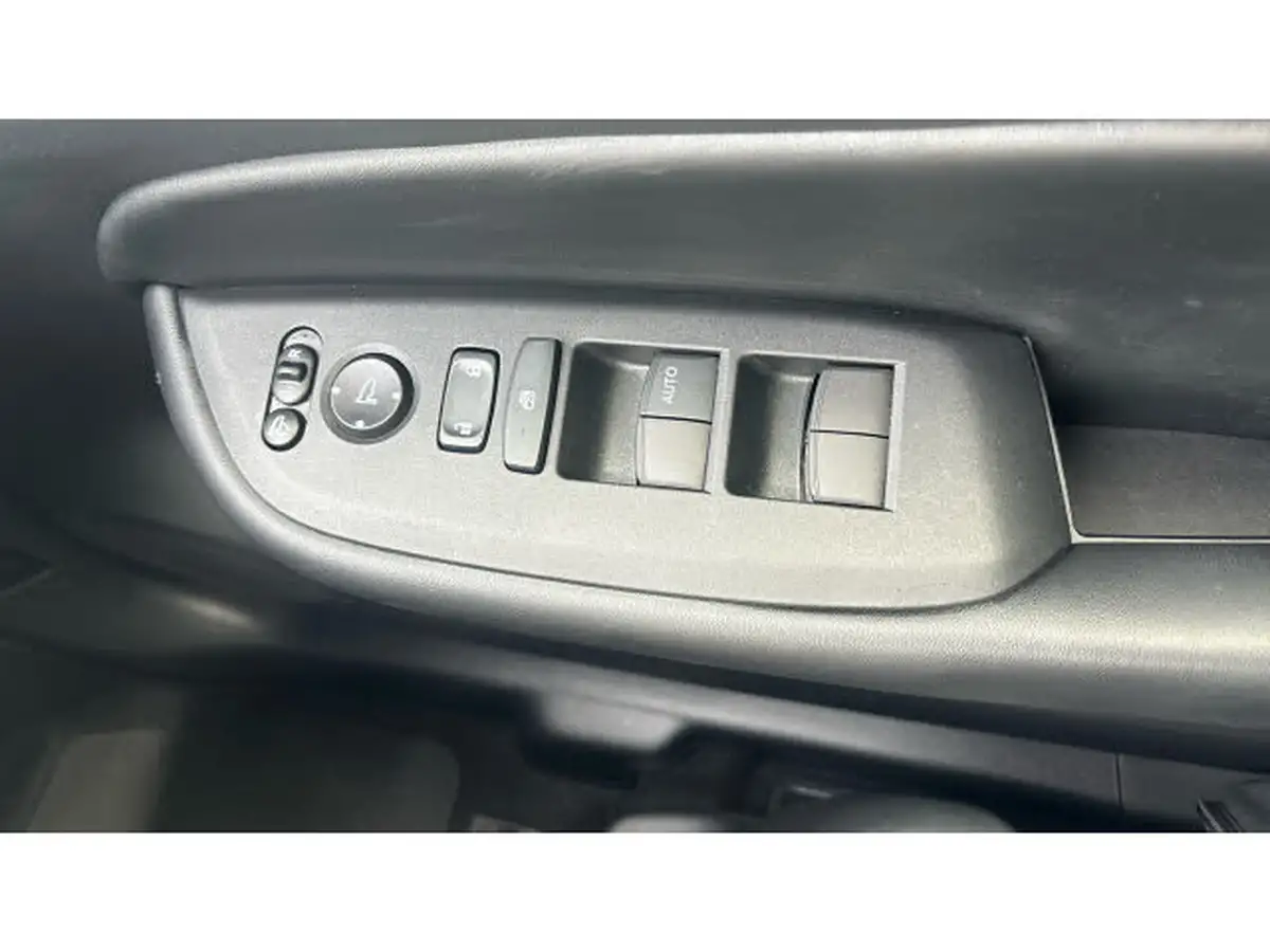 2023-honda-jazz-15-i-mmd-sr-big-16