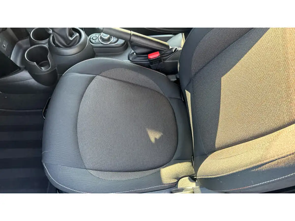 2022-mini-cooper-15-cooper-classic-hatchback-3d-big-19