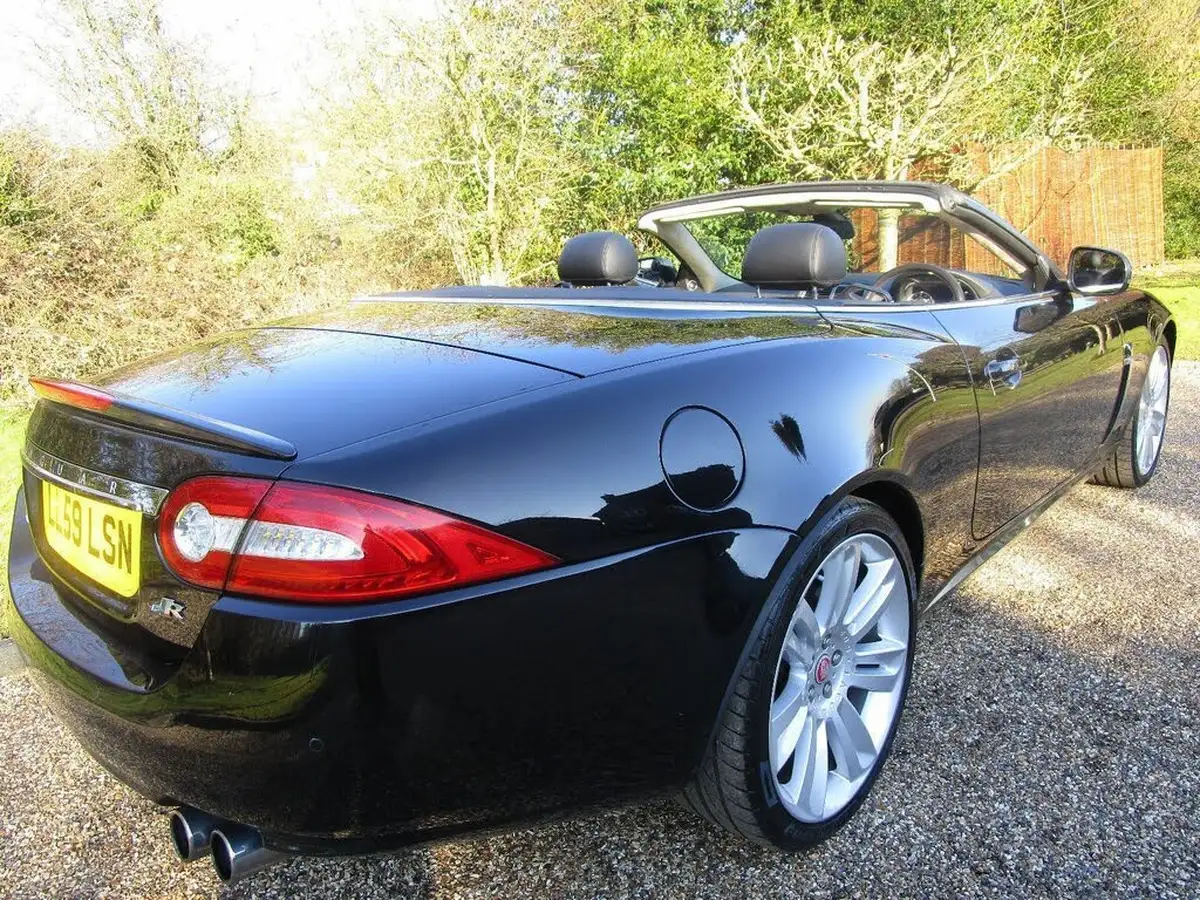 2009-jaguar-xk-big-6