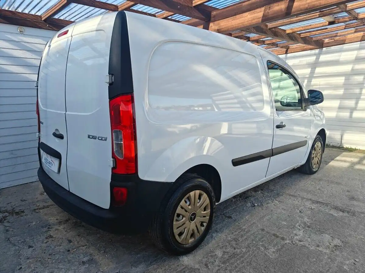2016-mercedes-benz-citan-15-cdi-109-15cdi-compact-panel-van-big-9