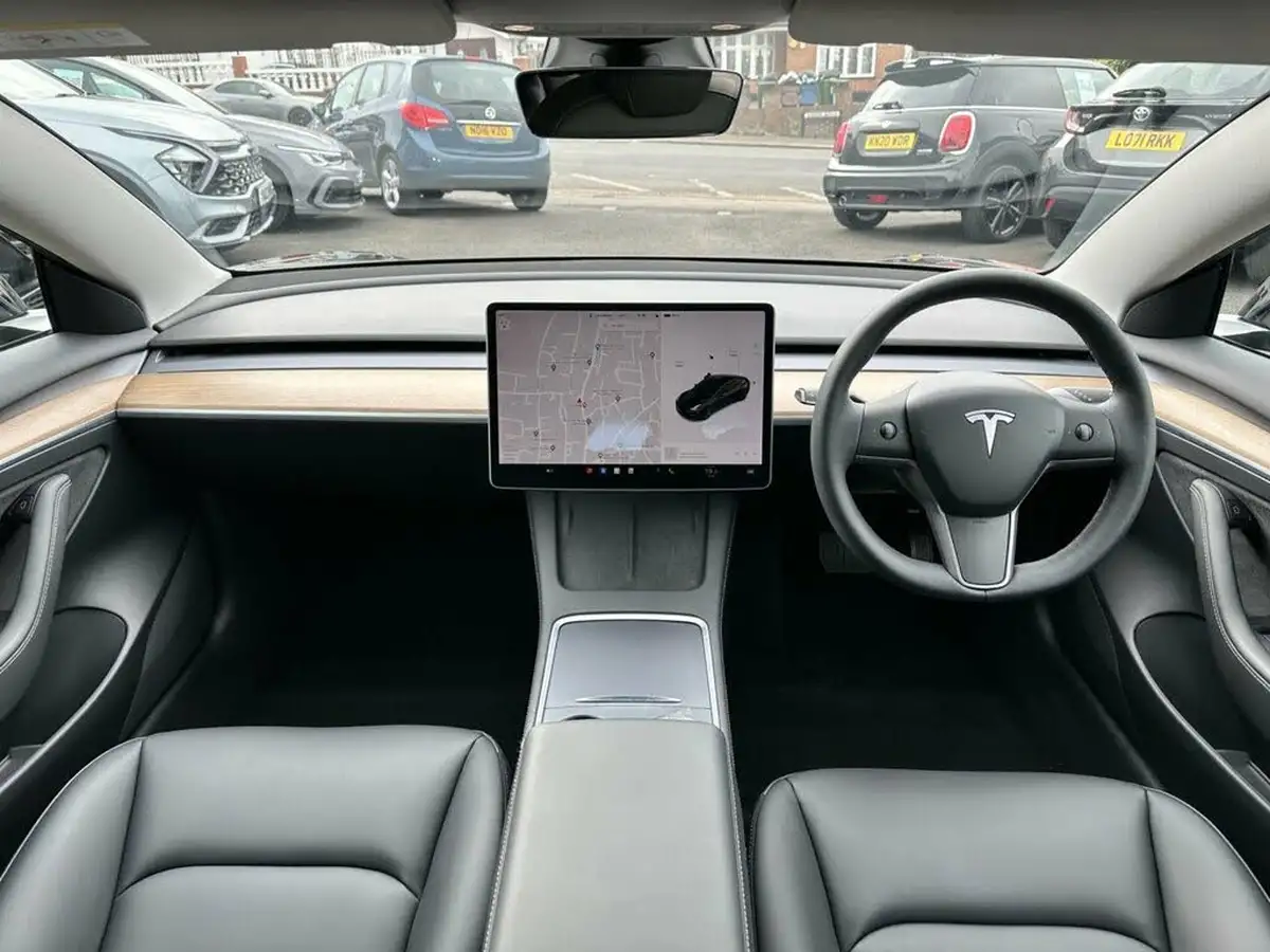 2021-tesla-model-3-e-long-range-awd-big-11