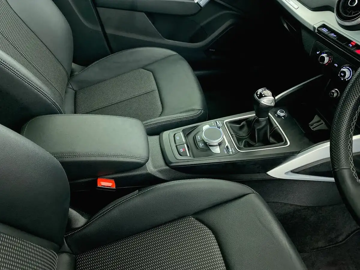 2023-audi-q2-15-35-tfsi-s-line-big-21