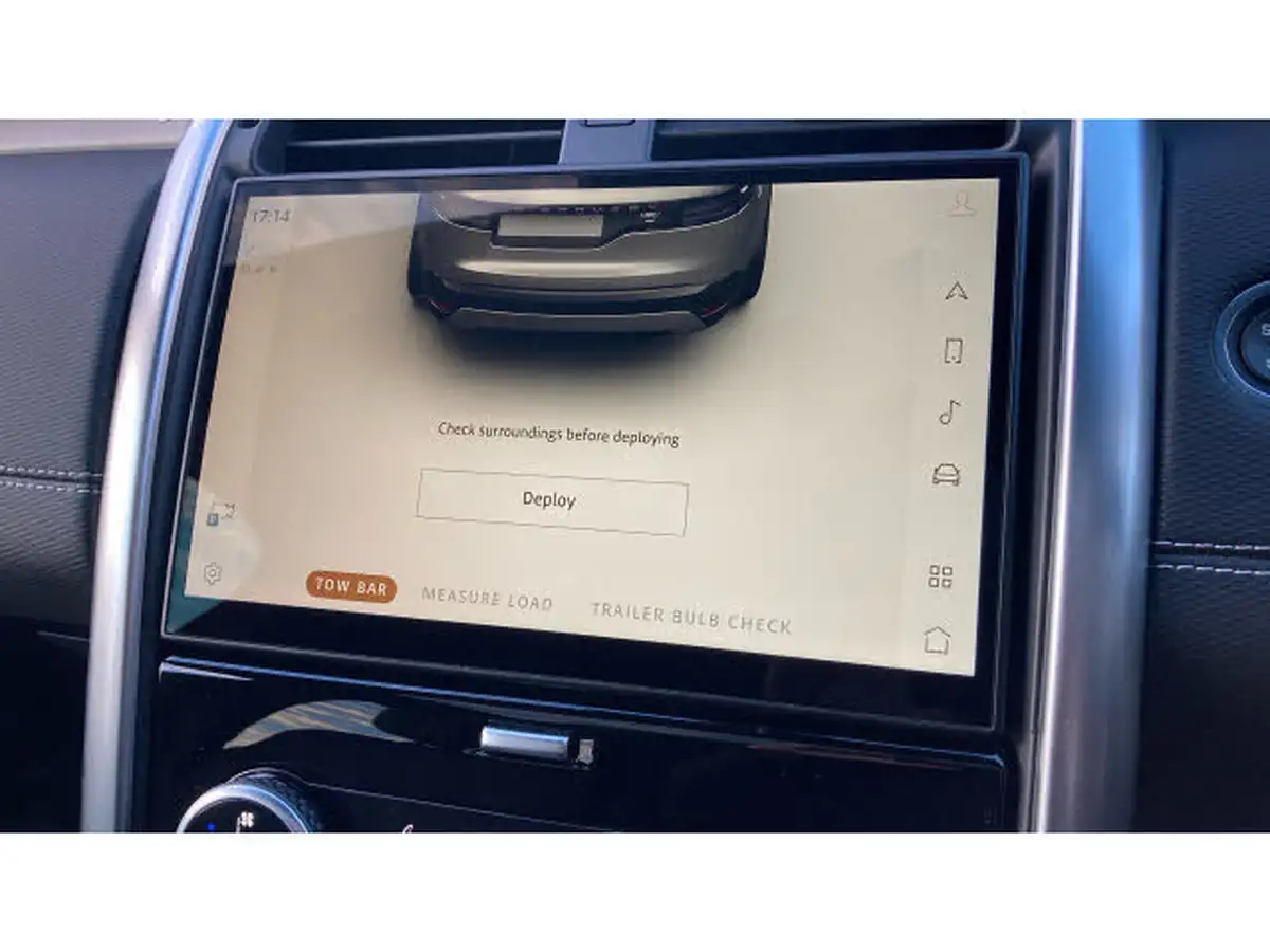 2023-land-rover-discovery-30-d300-r-dynamic-hse-big-36