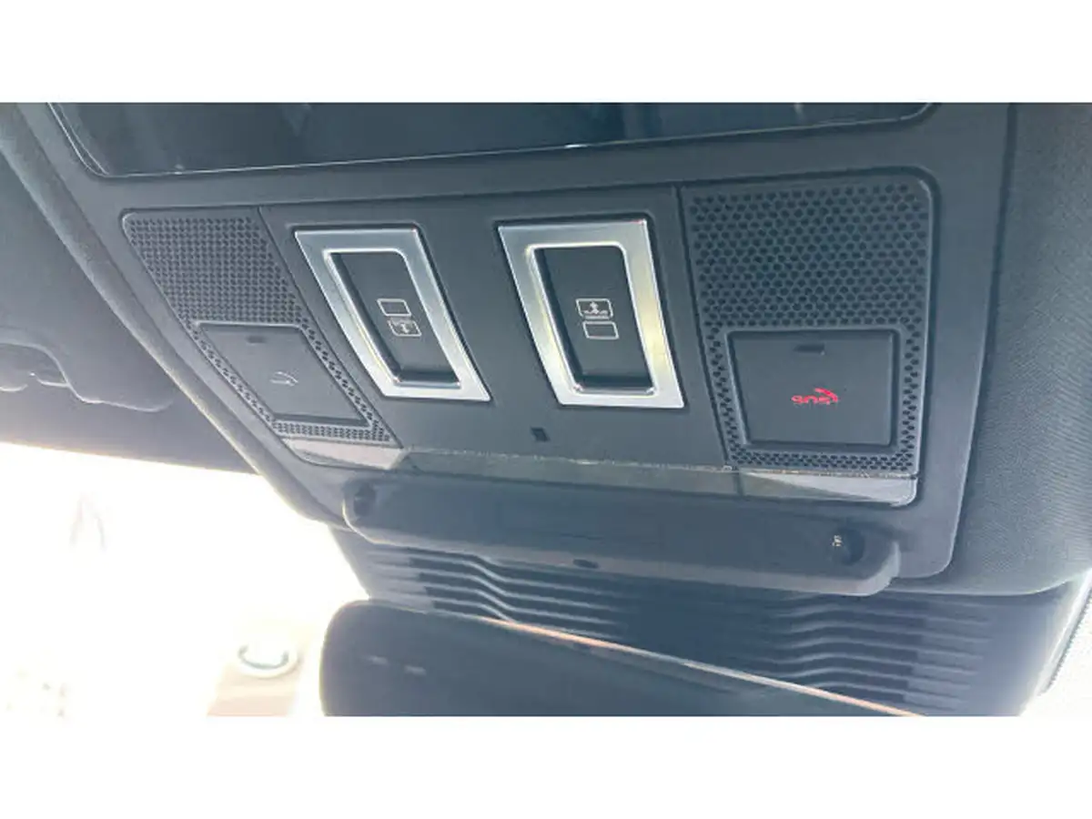 2023-land-rover-discovery-30-d300-r-dynamic-hse-big-40