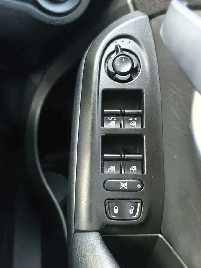 2015-fiat-500x-16multijet-ii-cross-plus-big-25