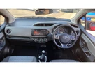 2016-toyota-yaris-133-icon-vvt-i-tss-5d-small-4