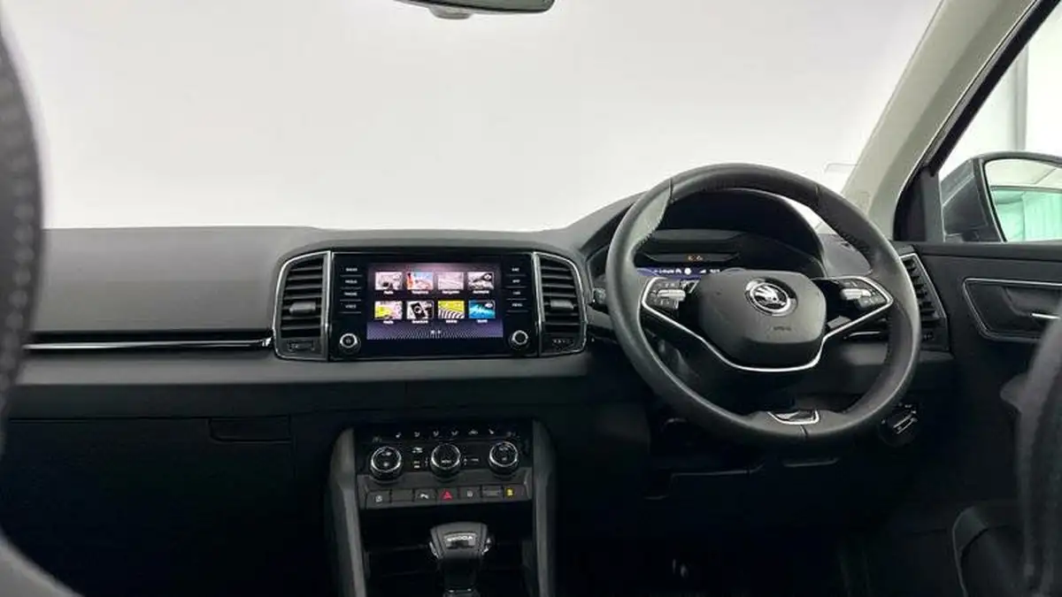 2024-skoda-karoq-15-tsi-se-l-dsg-big-27