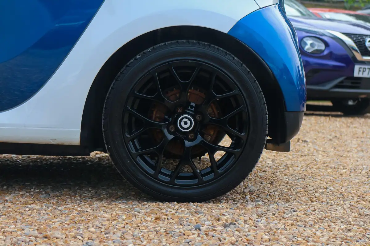 2015-smart-forfour-09-proxy-premium-plusss-big-9