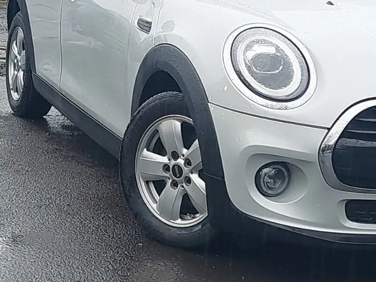2019-mini-cooper-15-cooper-classic-hatchback-5d-auto-big-8