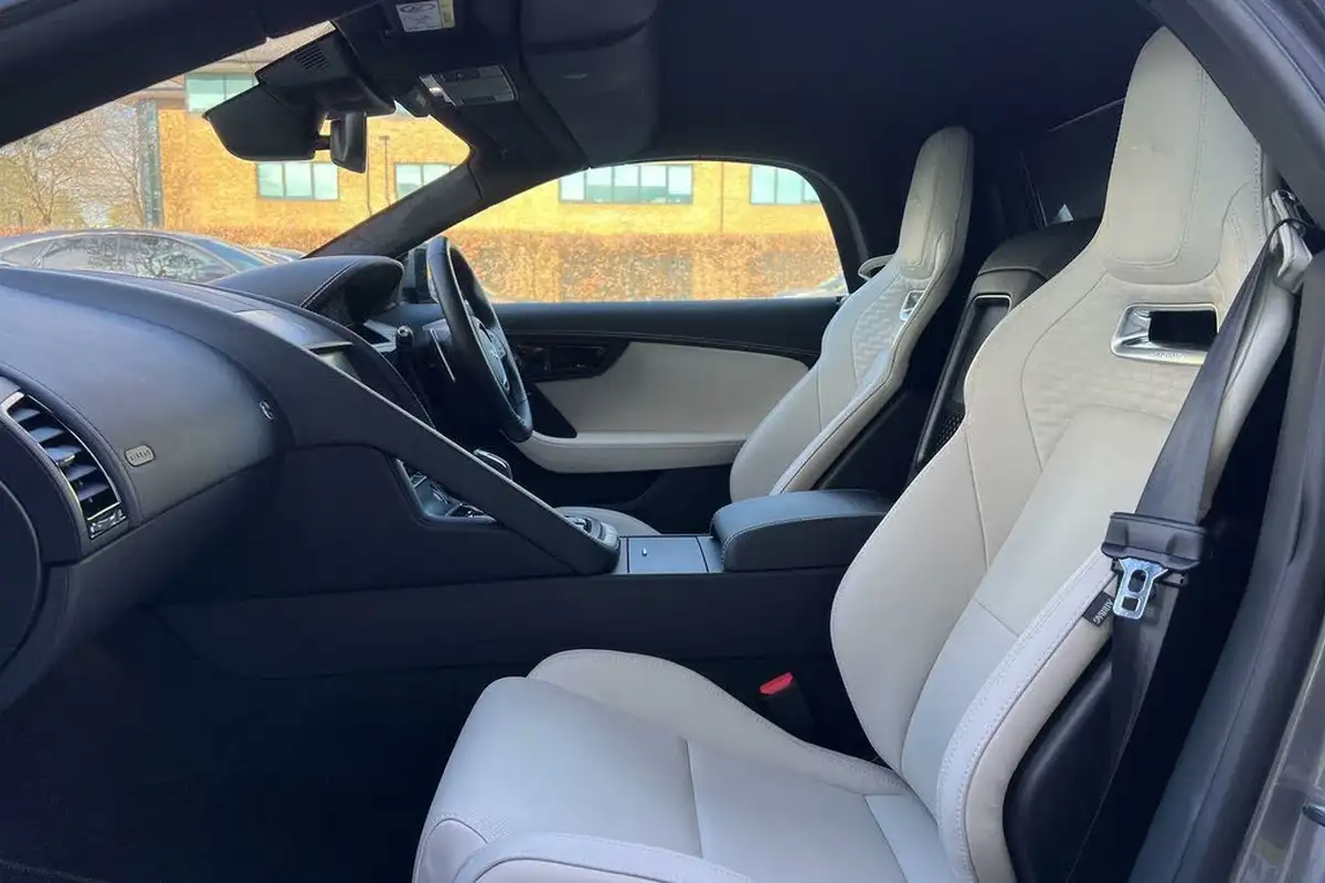 2023-jaguar-f-type-50-v8-p450-75-awd-convertible-big-39