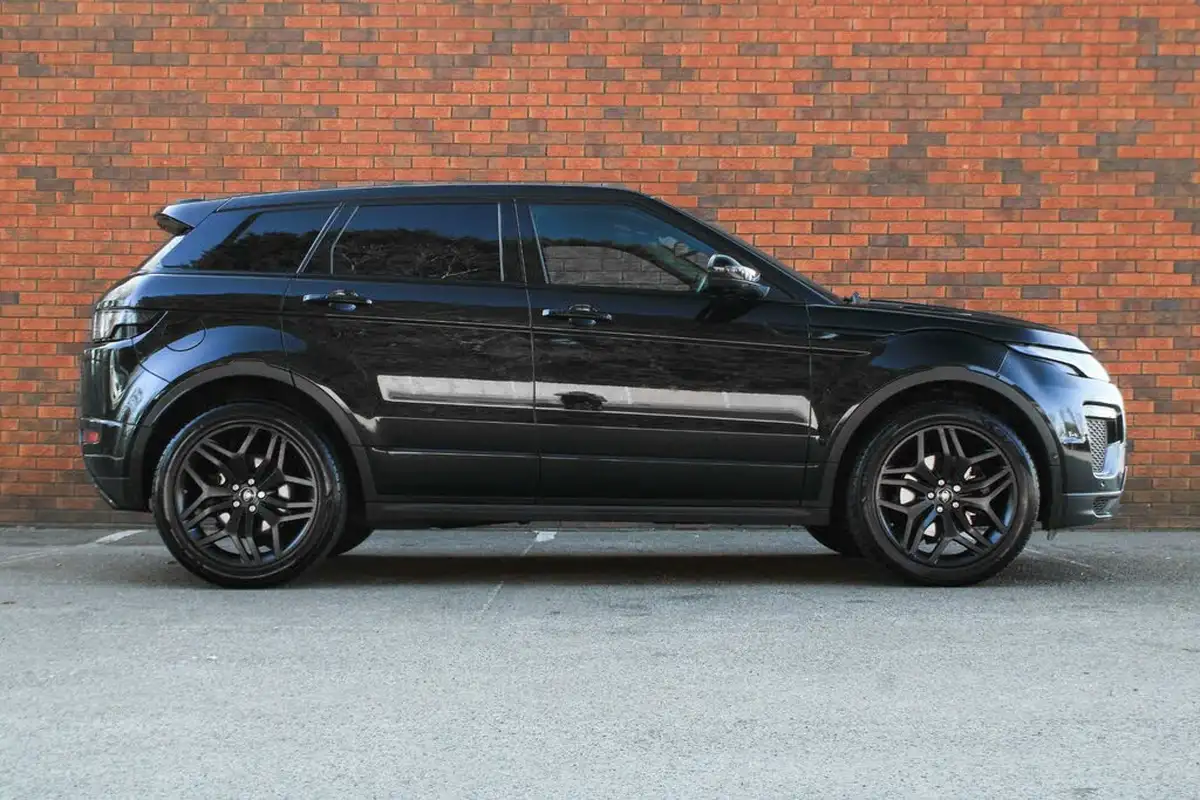 2018-land-rover-range-rover-evoque-20td4-hse-dynamic-lux-ss-hatchback-5d-auto-big-1