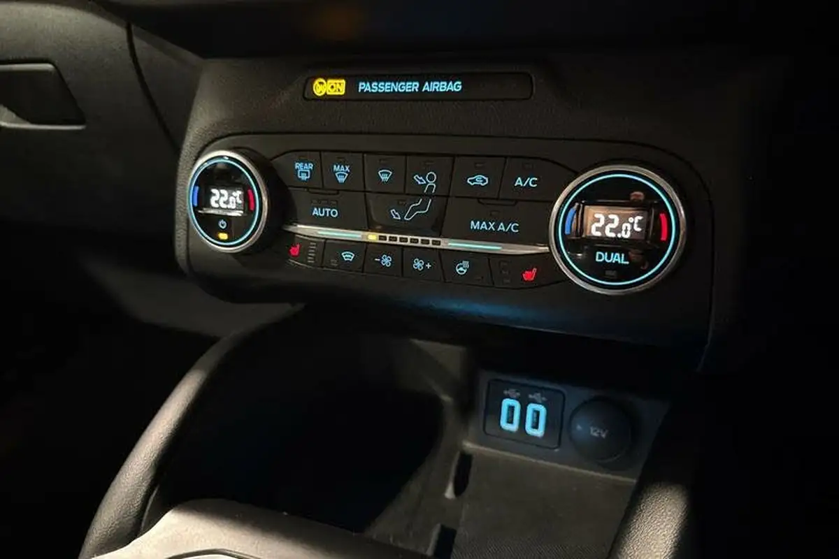 2020-ford-kuga-15t-vignale-150ps-1496cc-big-32