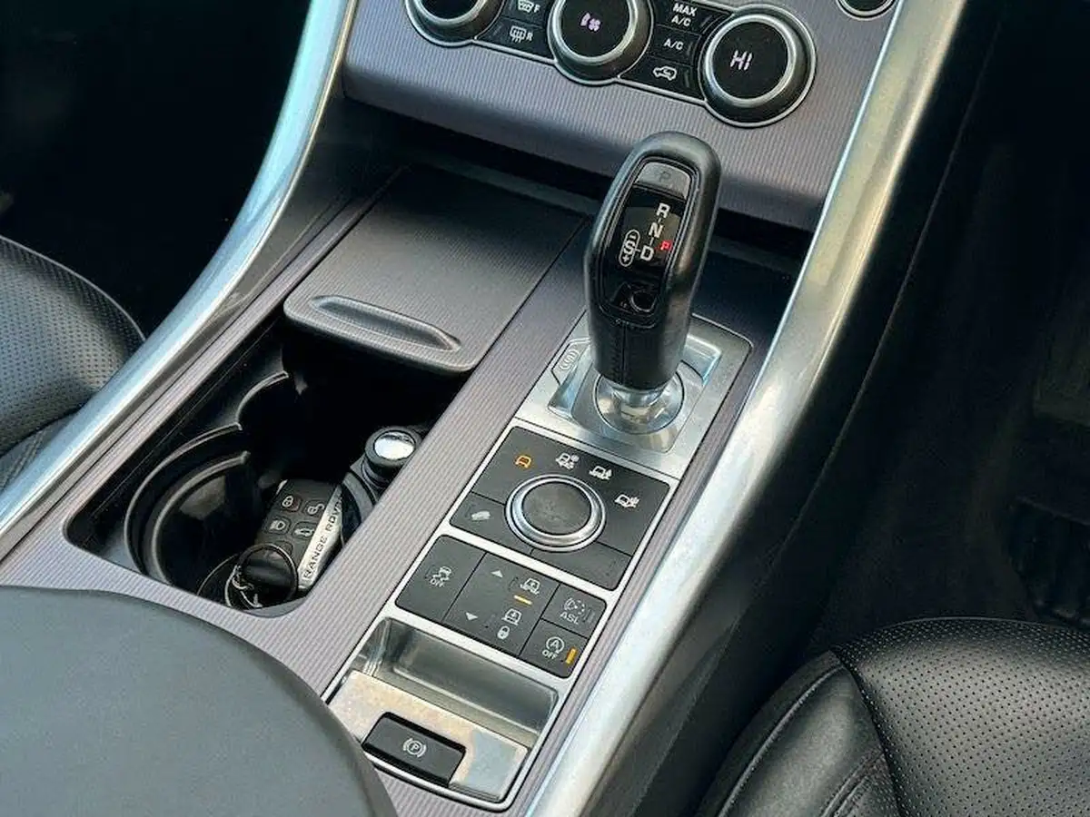 2014-land-rover-range-rover-sport-30-sd-v6-hse-big-10