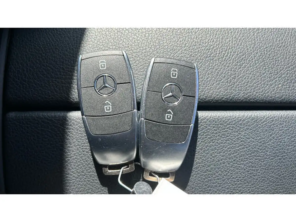2019-mercedes-benz-a-class-13-a180-amg-line-hatchback-5d-big-19