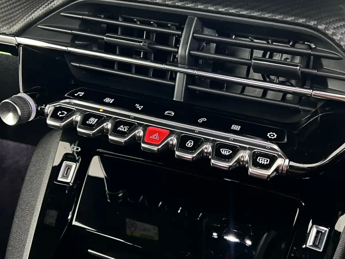 2022-peugeot-208-12-puretech-gt-premium-130bhp-eat8-big-28