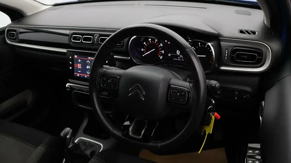 2018-citroen-c3-12-puretech-flair-82ps-big-8