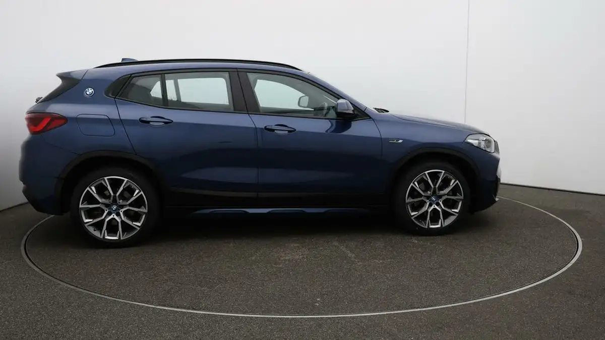 2022-bmw-x2-15-xdrive25e-m-mesh-edition-big-8