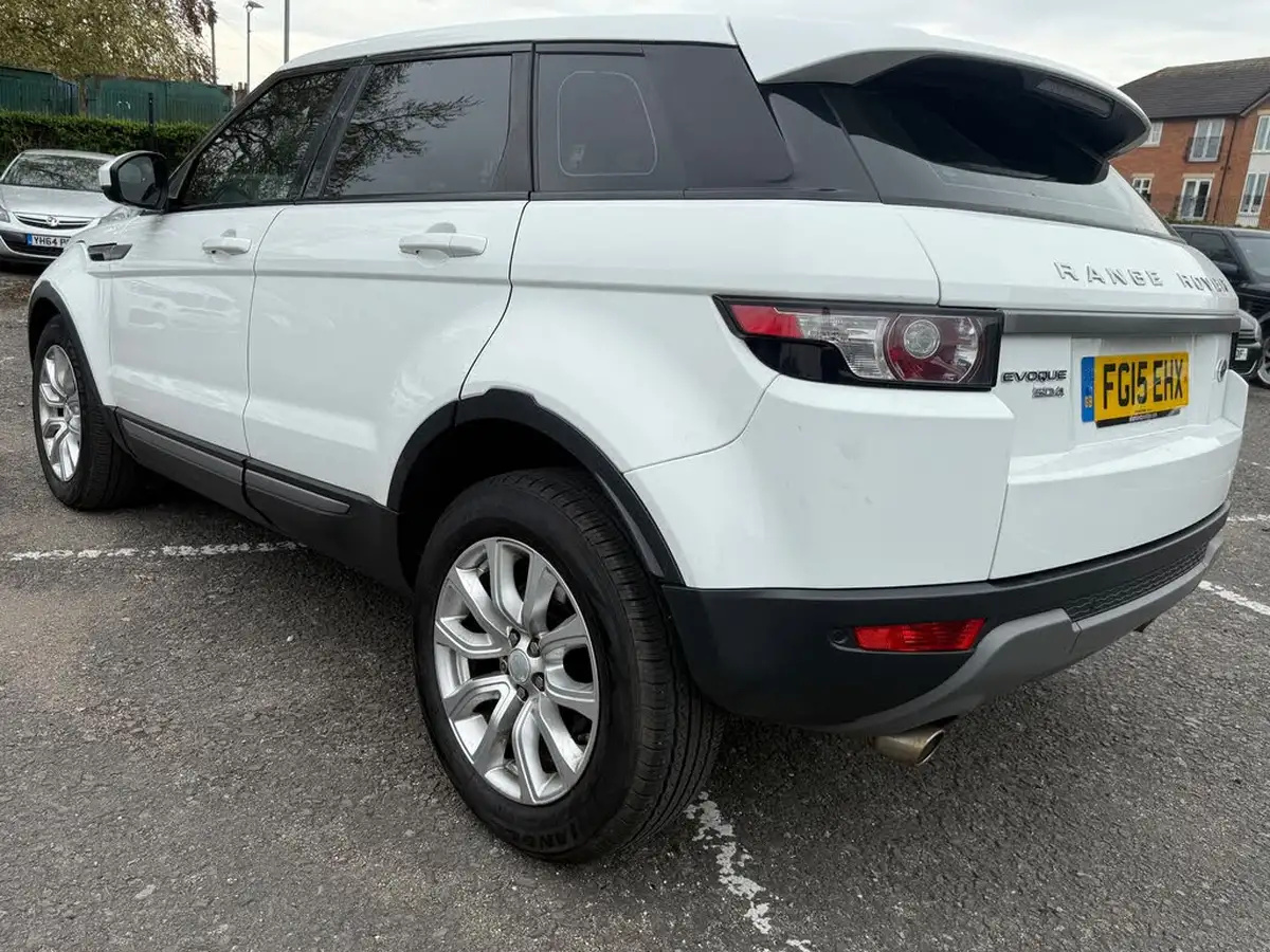 2015-land-rover-range-rover-evoque-22sd4-pure-tech-hatchback-5d-auto-big-63