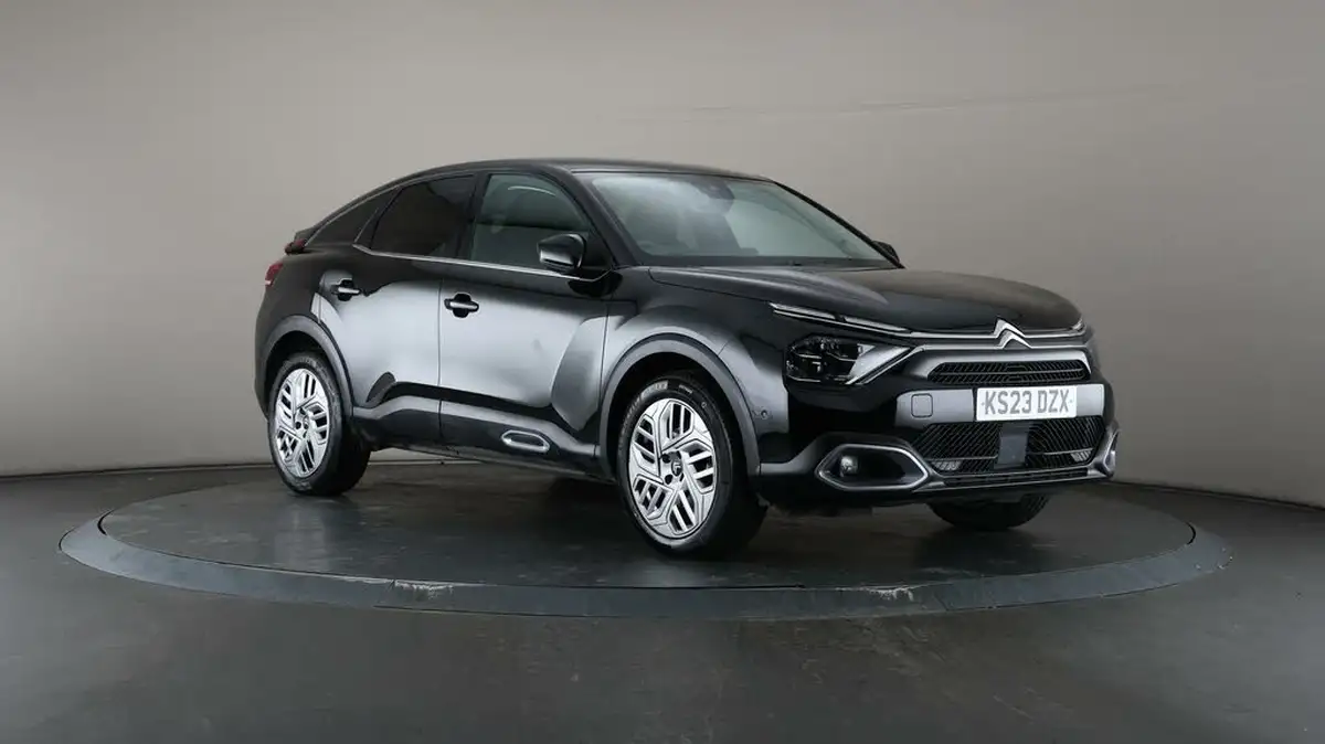 2023-citroen-c4-15bluehdi-shine-plus-big-1