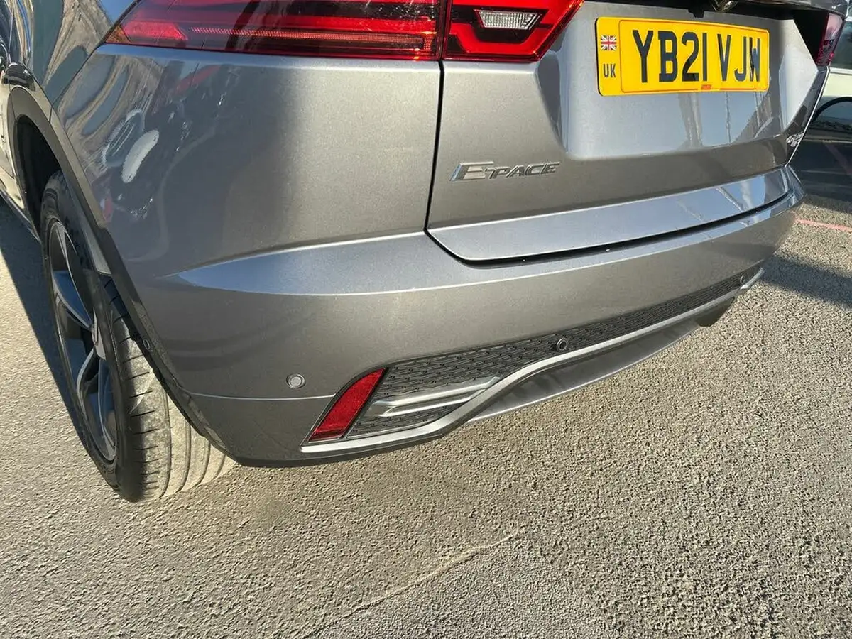 2021-jaguar-e-pace-20-d200-r-dynamic-se-big-28