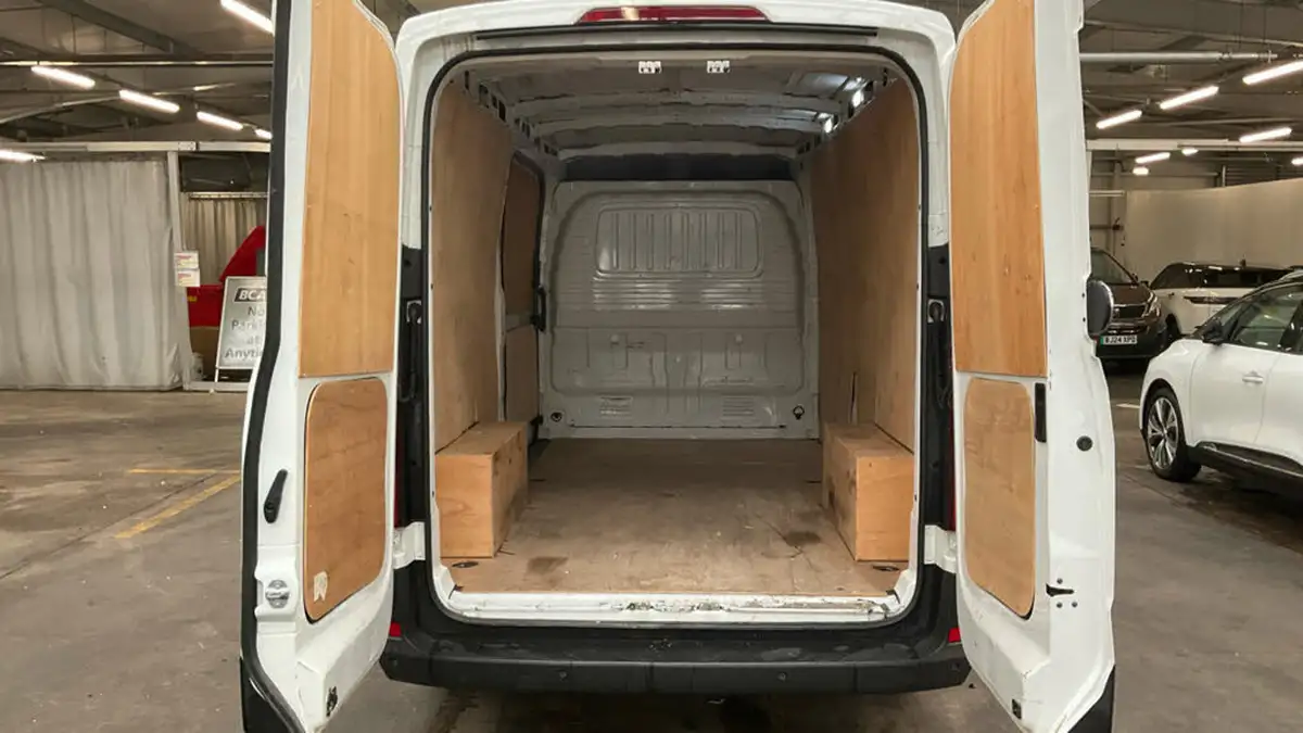 2023-maxus-deliver-9-big-11