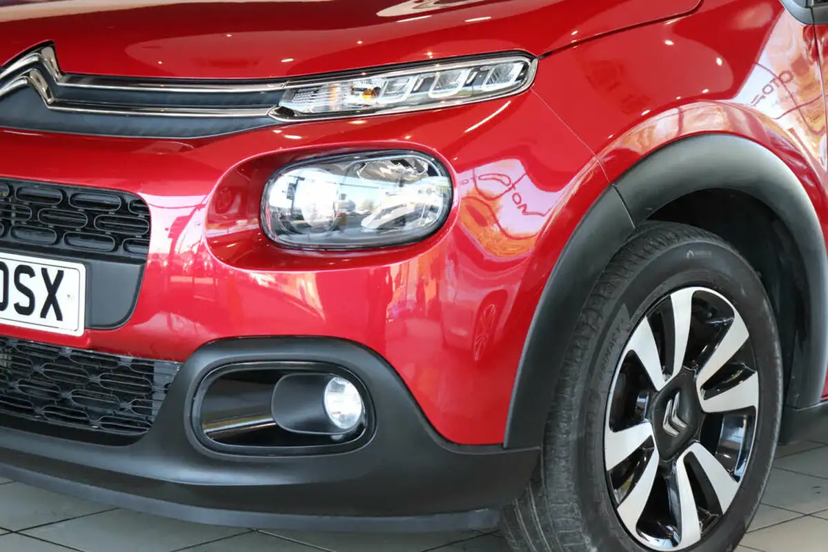 2018-citroen-c3-12-puretech-flair-110ps-ss-eat6-big-58