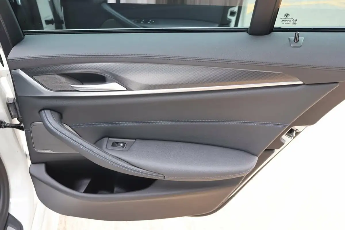2023-bmw-5-series-20-520i-m-sport-181bhp-mht-touring-5d-big-10