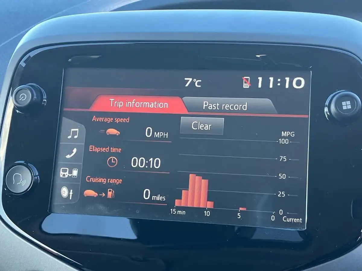 2020-toyota-aygo-10-vvt-i-x-clusiv-big-49