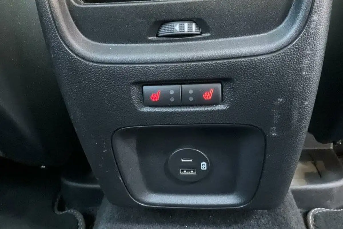 2022-ford-kuga-25t-vignale-190ps-fhev-big-37