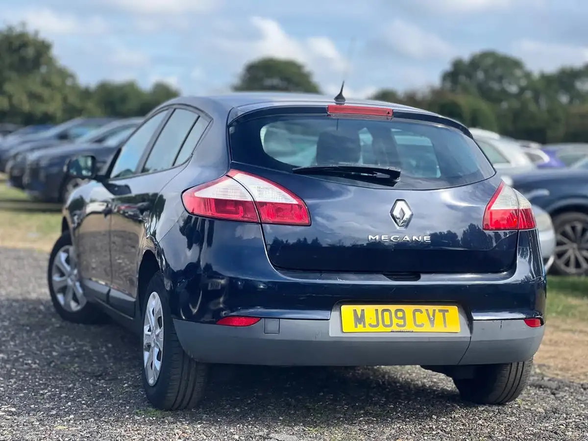 2009-renault-megane-16-extreme-100bhp-hatchback-5d-big-10