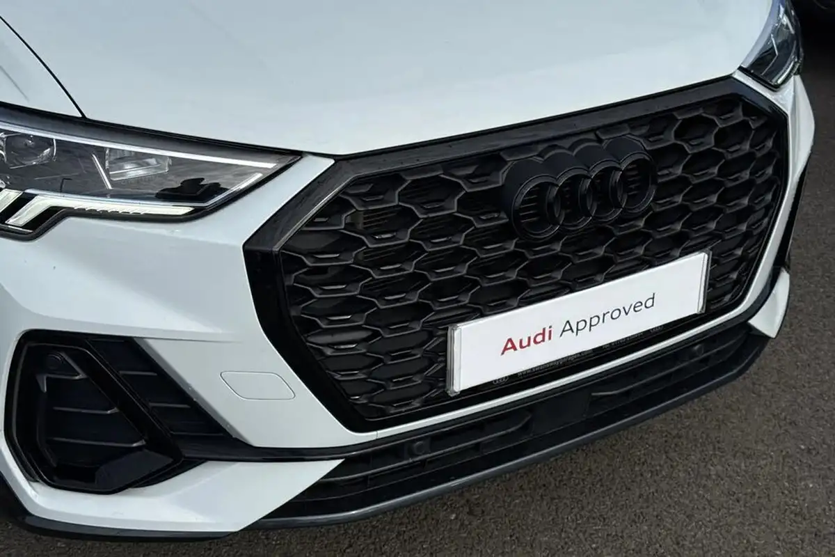 2024-audi-q3-15-35-tfsi-black-edition-sportback-s-tronic-big-28