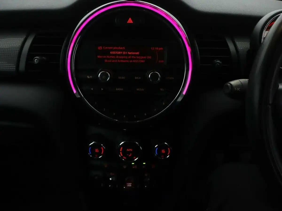 2015-mini-cooper-12-one-ss-3d-big-12