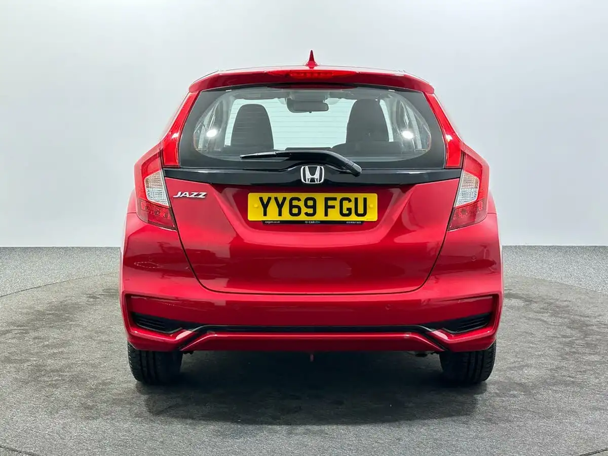 2019-honda-jazz-13-i-vtec-se-big-5