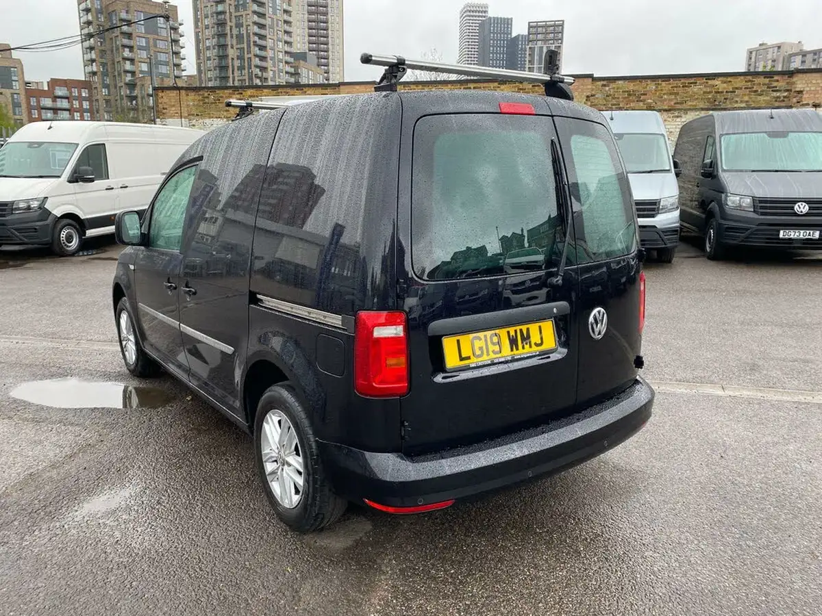 2019-volkswagen-caddy-20tdi-c20-highline-bmt-102pseu6-big-2