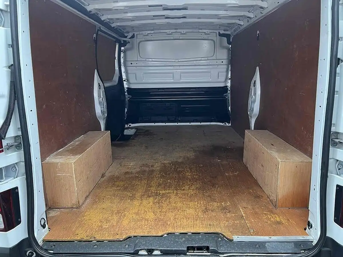 2021-renault-trafic-20dci-ll30-energy-120-business-panel-big-2