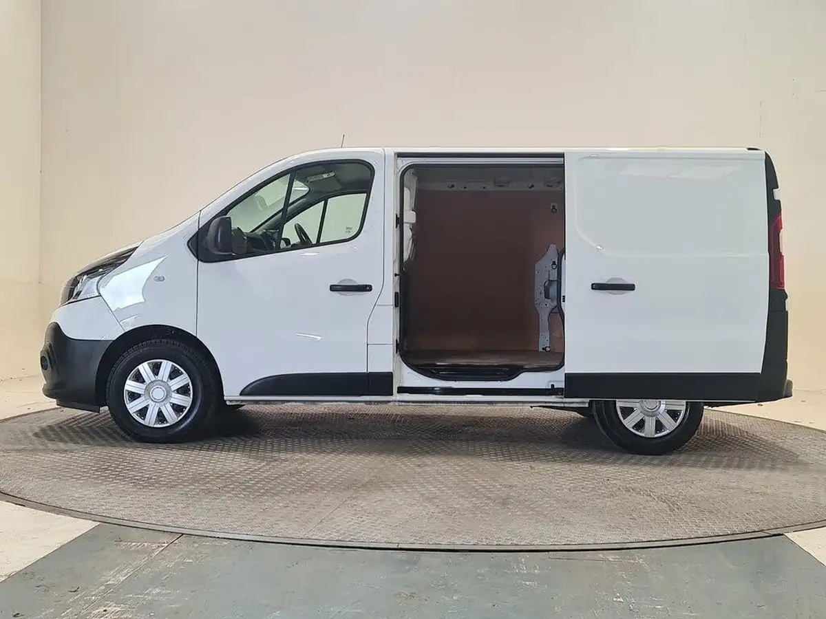 2021-renault-trafic-20dci-sl28-energy-120-business-big-11