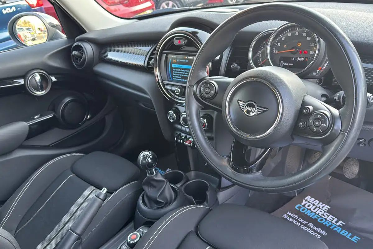 2019-mini-cooper-20-cooper-s-classic-189bhp-hatchback-5d-big-8