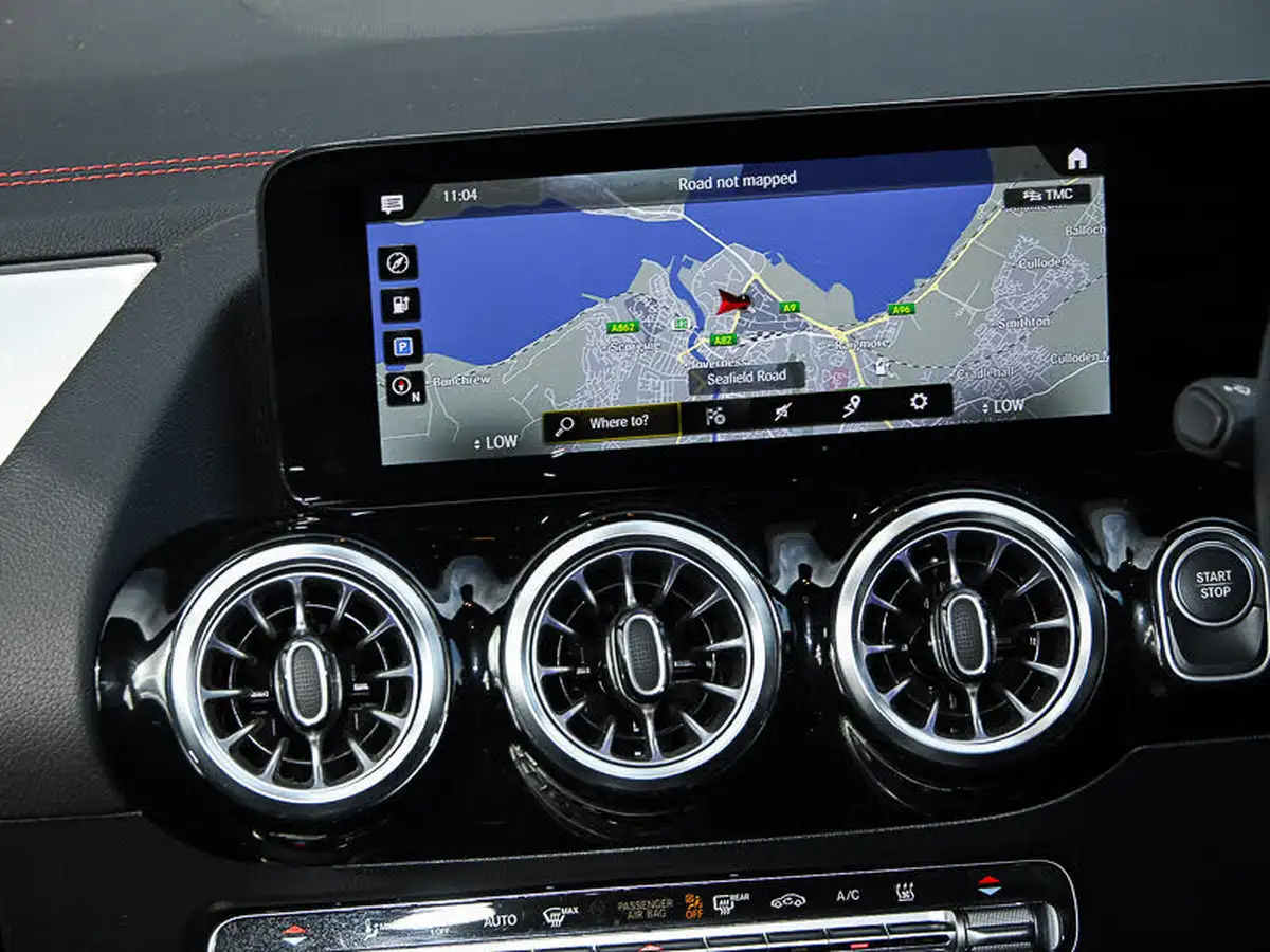 2022-mercedes-benz-eqa-e-eqa-250-amg-line-big-9