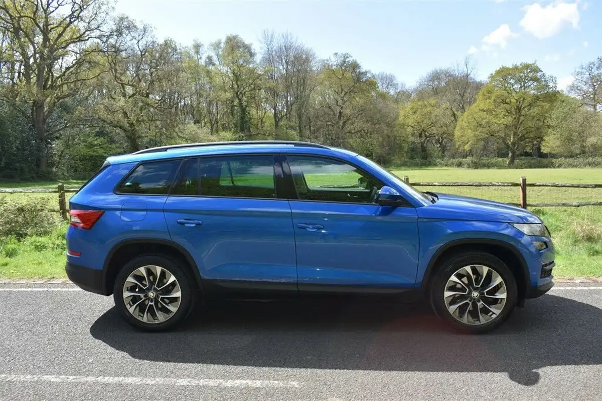 2021-skoda-kodiaq-15-tsi-se-drive-7-dsg-big-6