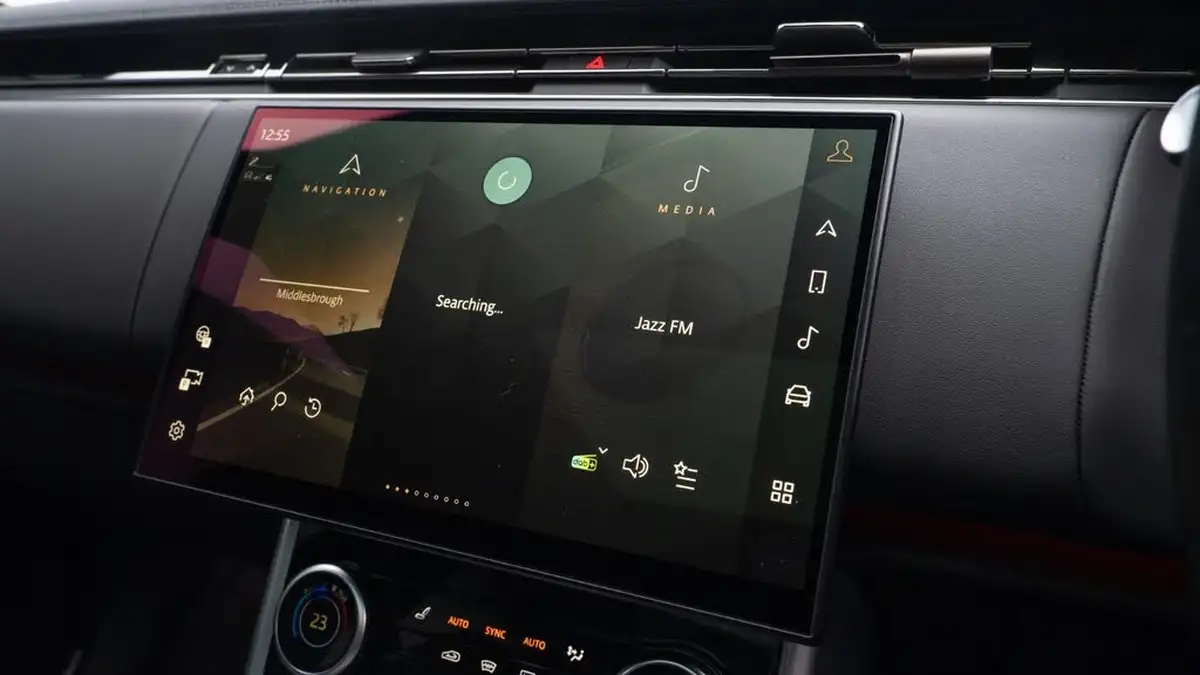 2022-land-rover-range-rover-30-d350-hse-big-12