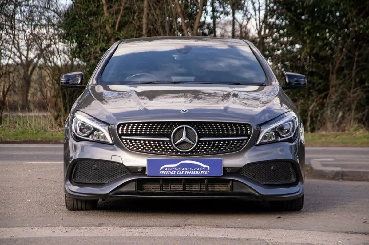 2018-mercedes-benz-cla-21d-cla-220d-amg-line-night-edition-177ps-ss-coupe-4d-big-3