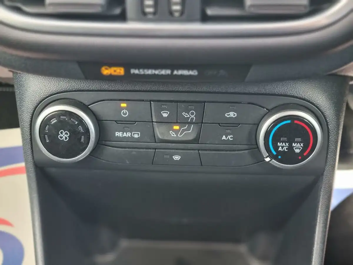 2021-ford-fiesta-10t-titanium-100ps-big-23