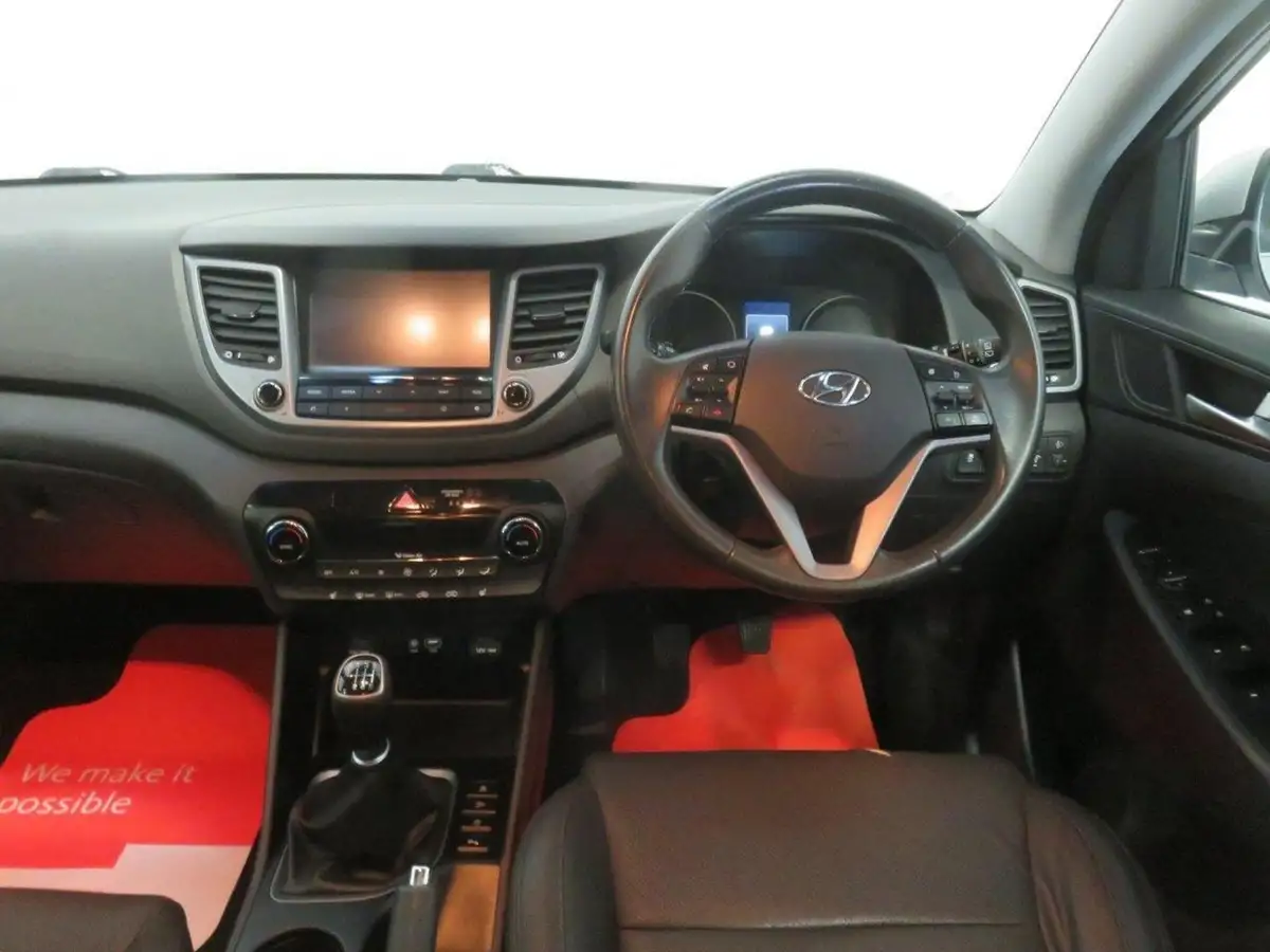 2016-hyundai-tucson-17crdi-blue-drive-premium-116ps-big-35