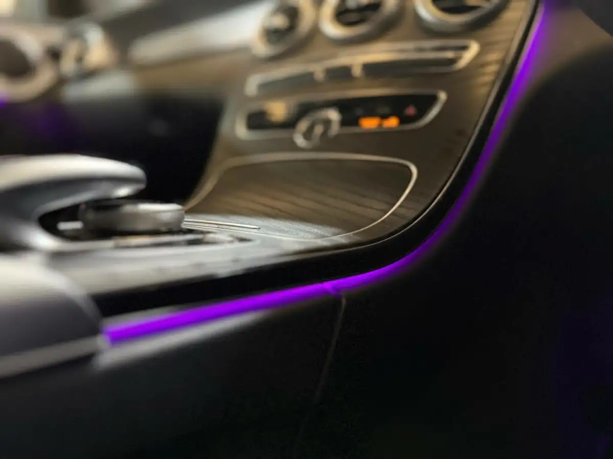 2019-mercedes-benz-c-class-20-c300-amg-line-premium-coupe-2d-big-40