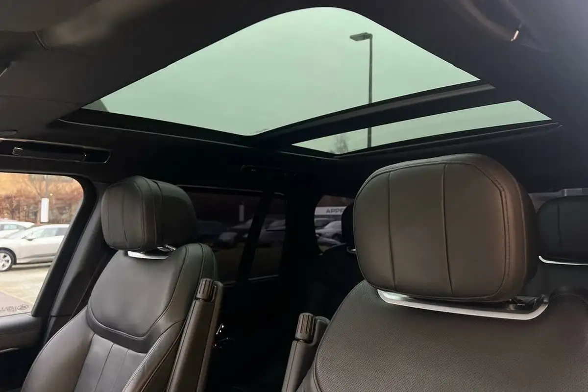 2023-land-rover-range-rover-30-p400-autobiography-big-5
