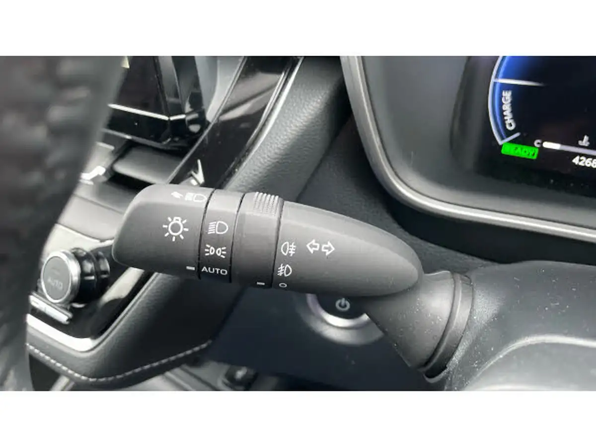 2024-toyota-corolla-18-vvt-i-icon-touring-sports-big-37