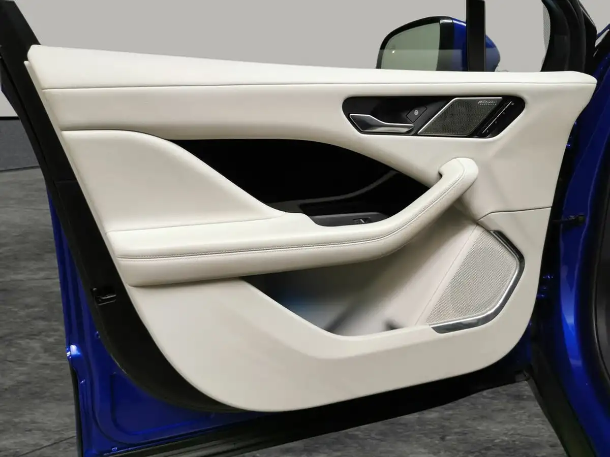 2019-jaguar-i-pace-ev400-hse-big-28