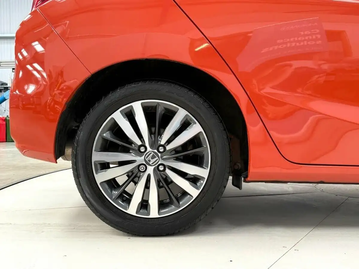 2018-honda-jazz-13-i-vtec-ex-cvt-big-13