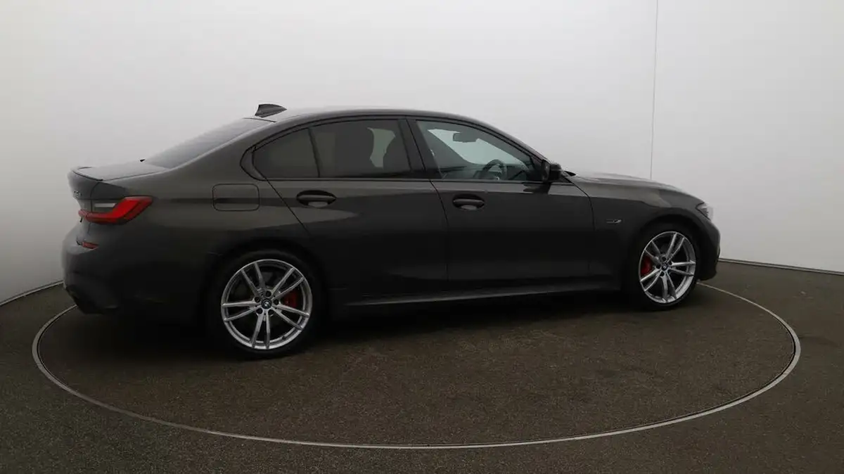 2022-bmw-3-series-20-330e-m-sport-pro-edition-saloon-4d-big-43