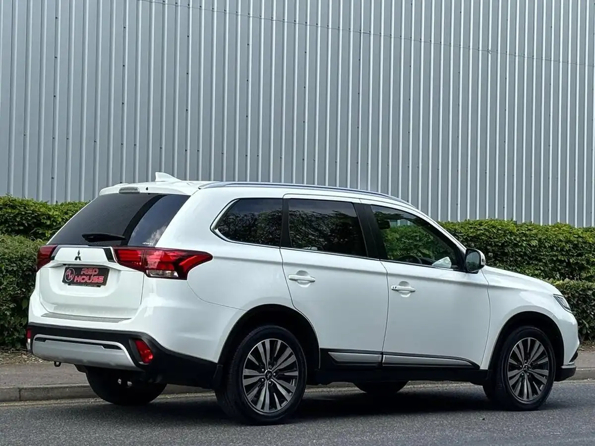2020-mitsubishi-outlander-20-exceed-big-5